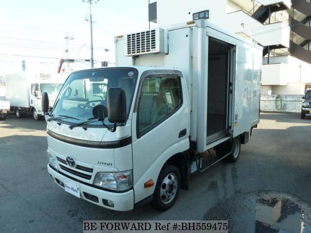 TOYOTA Dyna Truck