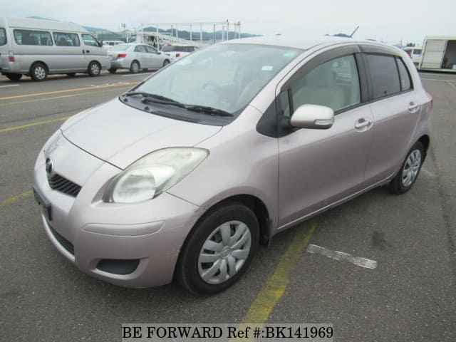 TOYOTA Vitz