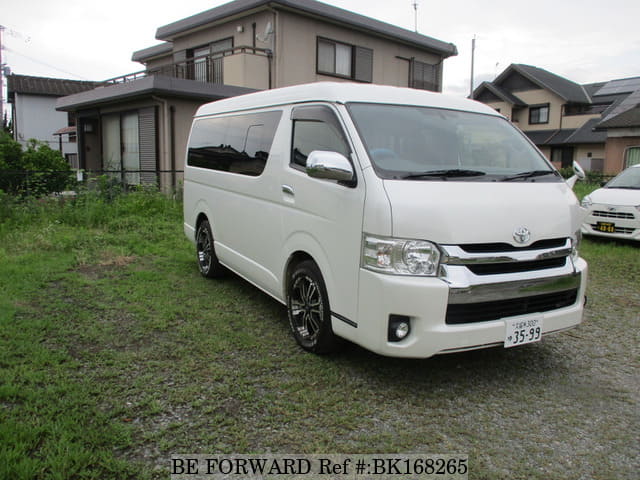 TOYOTA Hiace Wagon