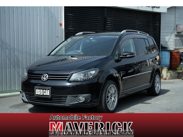 VOLKSWAGEN Golf Touran