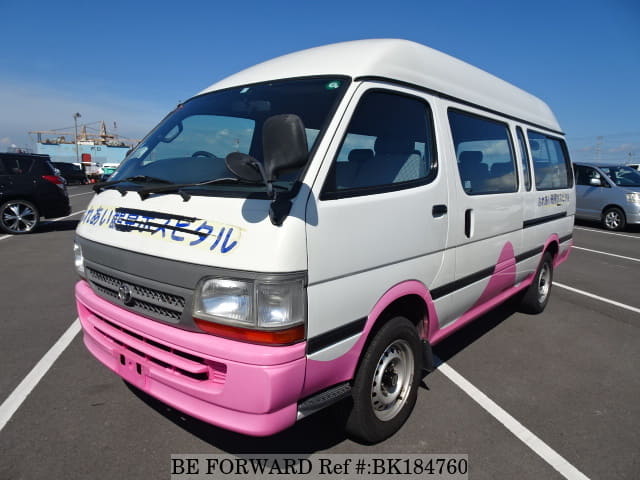 TOYOTA Hiace Commuter