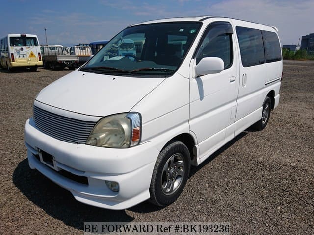 TOYOTA Touring Hiace