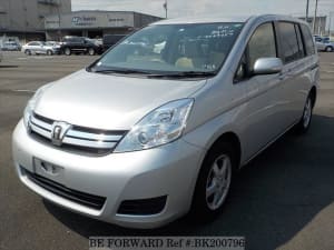 Used 2013 TOYOTA ISIS BK200796 for Sale