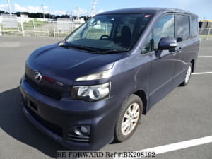 Used 2010 TOYOTA VOXY BK208192 for Sale