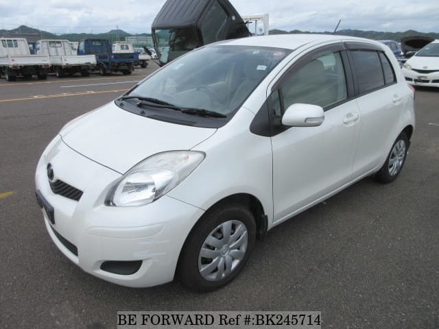 TOYOTA Vitz