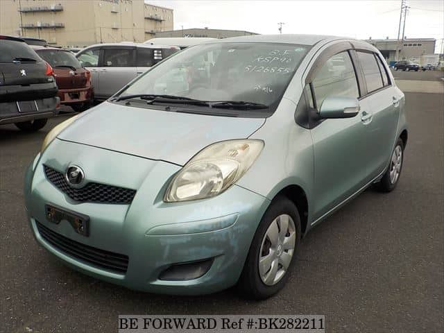 TOYOTA Vitz