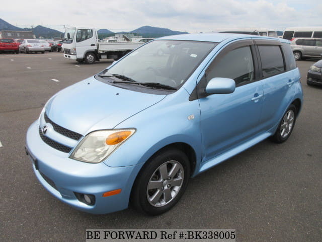 TOYOTA IST