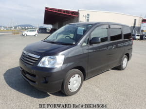 Used 2002 TOYOTA NOAH BK345694 for Sale