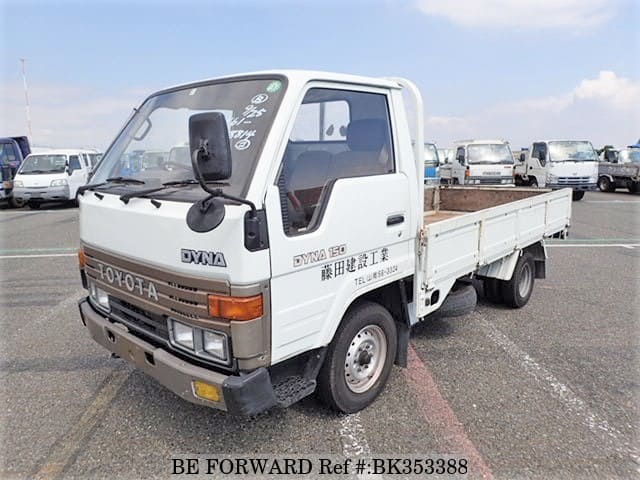 TOYOTA Dyna Truck