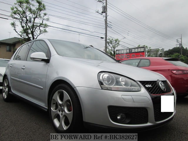 VOLKSWAGEN Golf GTI