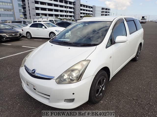 TOYOTA Wish