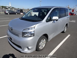 Used 2009 TOYOTA VOXY BK421895 for Sale