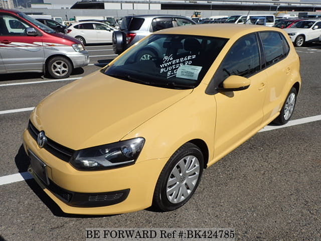 VOLKSWAGEN Polo