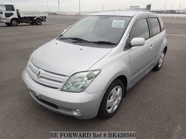 TOYOTA IST