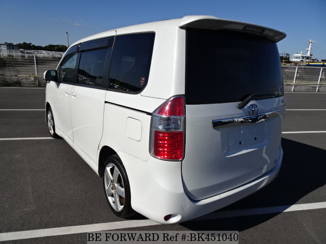 Used 2007 TOYOTA NOAH X L SELECTION/DBA-ZRR70G for Sale BK451040