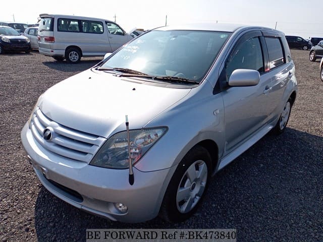 TOYOTA IST