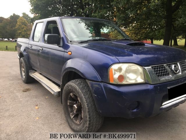 NISSAN Navara