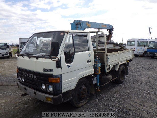 TOYOTA Dyna Truck