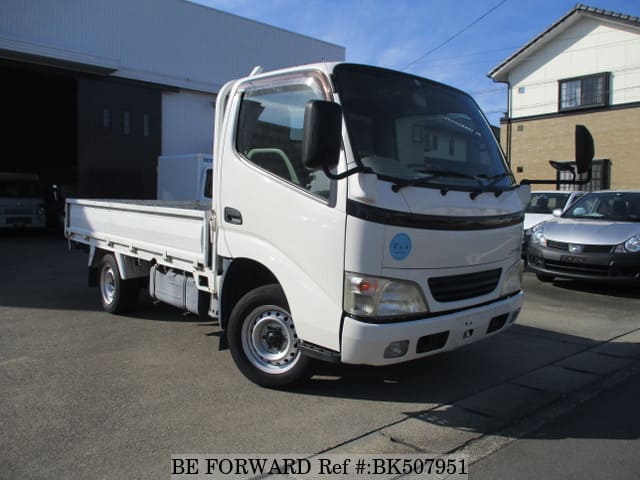 TOYOTA Dyna Truck