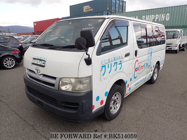 TOYOTA Hiace Van