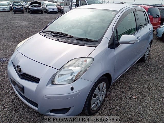 TOYOTA Vitz