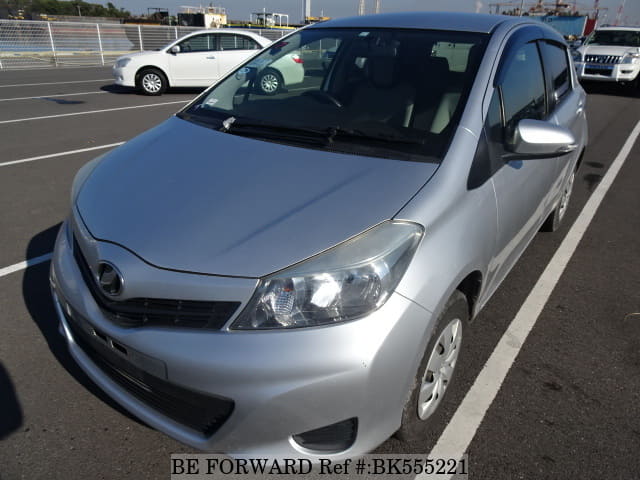 TOYOTA Vitz