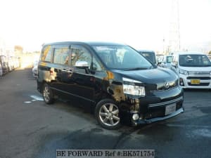 Used 2009 TOYOTA VOXY BK571754 for Sale