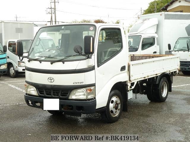 TOYOTA Dyna Truck