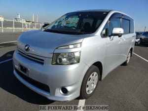 Used 2009 TOYOTA VOXY BK580496 for Sale