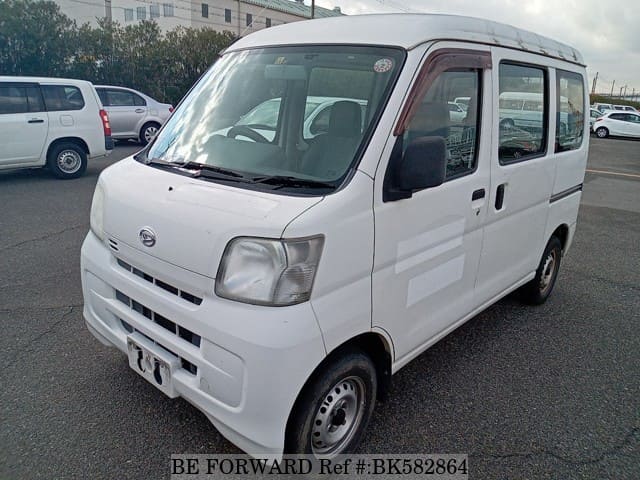 DAIHATSU Hijet Cargo