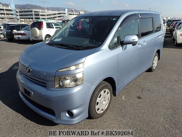 Used 2009 TOYOTA VOXY BK592684 for Sale