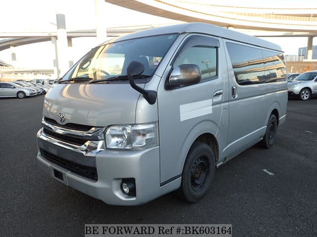 TOYOTA Hiace Wagon