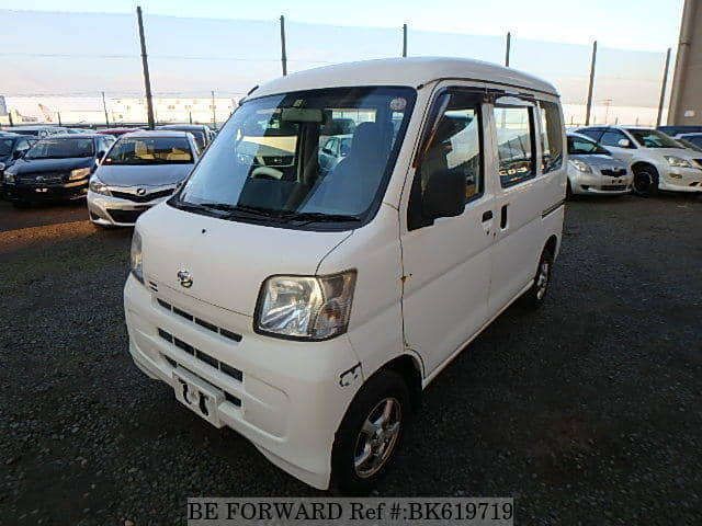 DAIHATSU Hijet Cargo