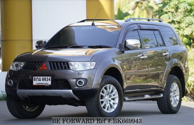 MITSUBISHI Pajero