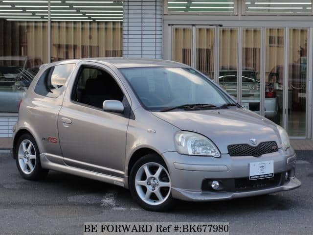 TOYOTA Vitz