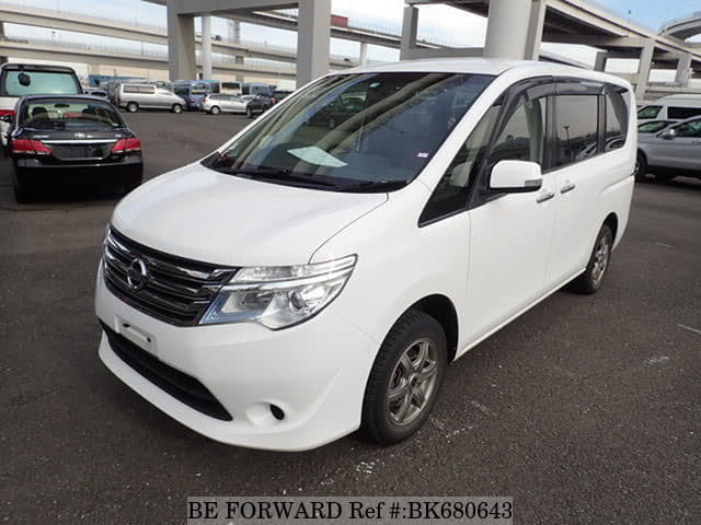 NISSAN Serena