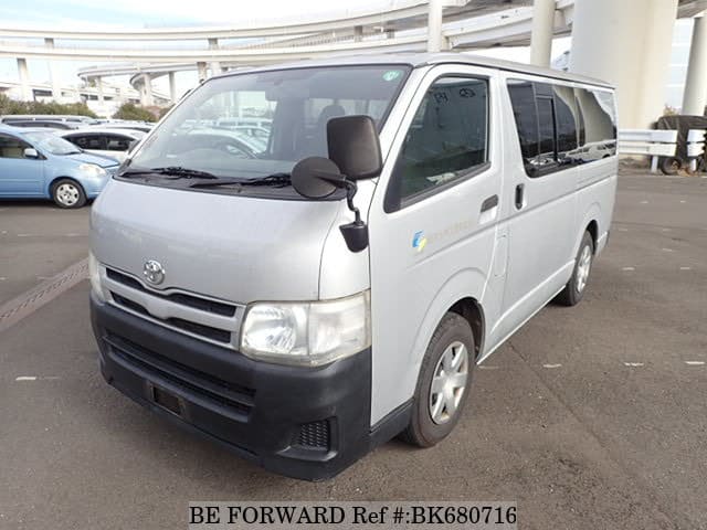 TOYOTA Hiace Van