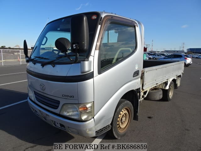 TOYOTA Dyna Truck