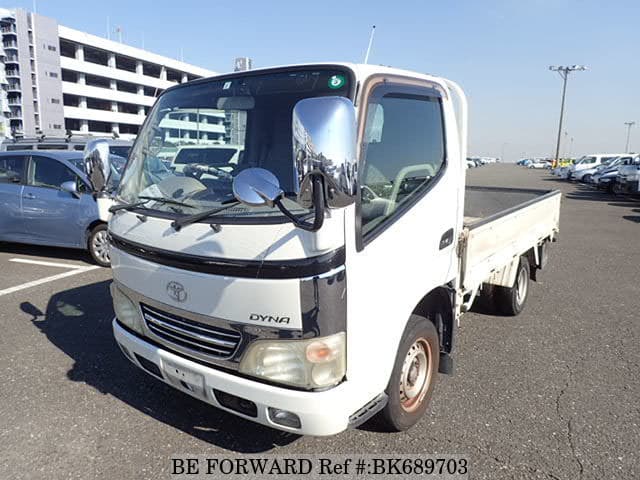 TOYOTA Dyna Truck