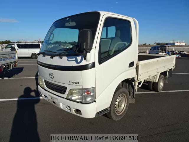 TOYOTA Dyna Truck