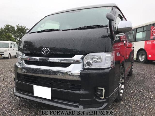 TOYOTA Hiace Wagon