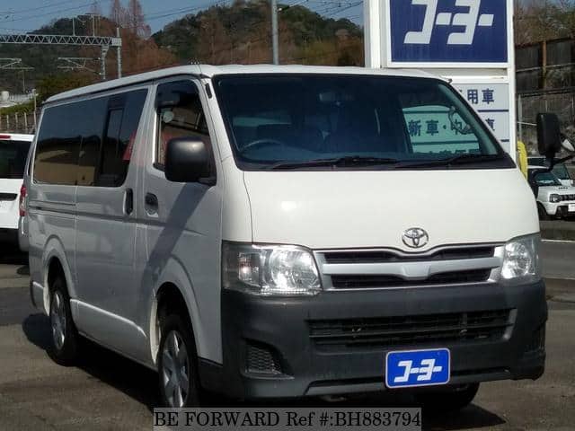 TOYOTA Hiace Van