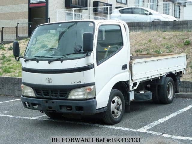 TOYOTA Dyna Truck