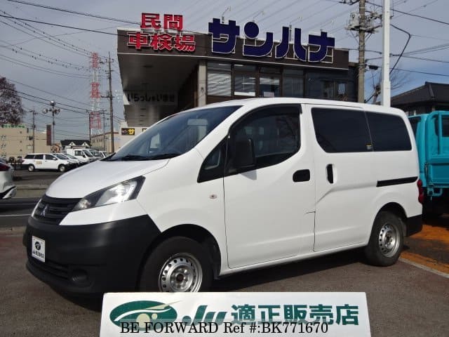 MITSUBISHI Delica Van