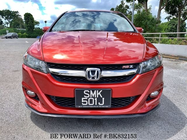 1/43ème : HONDA STREAM iS METALLIC RED - NEUVE EN BOITE
