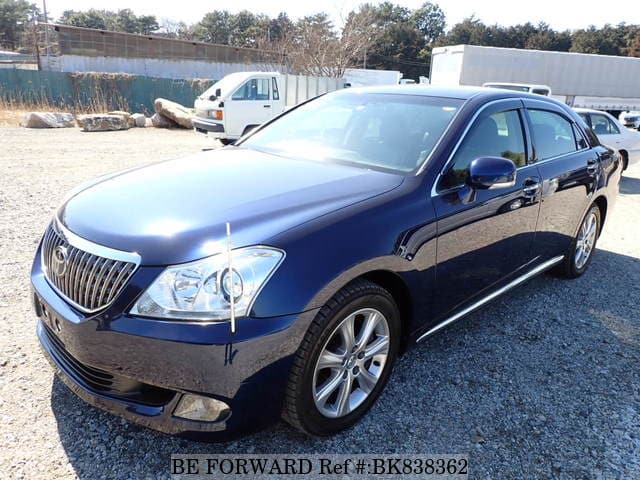 Used 2013 TOYOTA CROWN MAJESTA G TYPE F PACKAGE/DBA-URS206 for