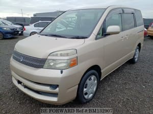 Used 2005 TOYOTA VOXY BM132907 for Sale