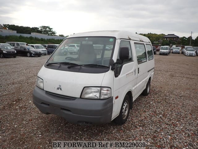 MITSUBISHI Delica Van