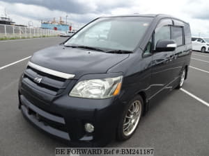 Used 2004 TOYOTA NOAH BM241187 for Sale