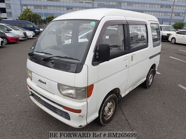 DAIHATSU Atrai